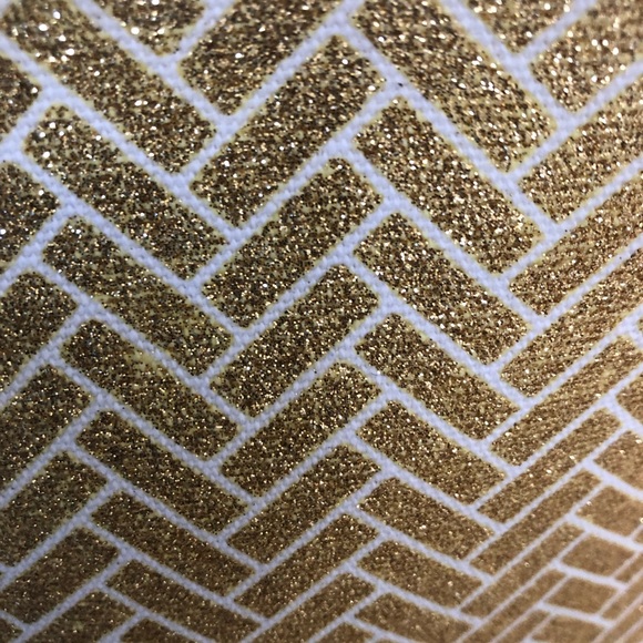 ❄️❄️Gold Glitter makeup/ travel Bag - Picture 4 of 7